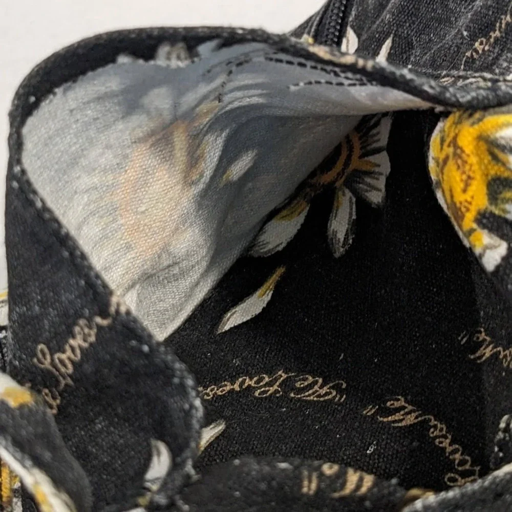 Vintage Sassaby Daisy Floral Mini Backpack Black He Loves Me 90s Sling Bag Y2K